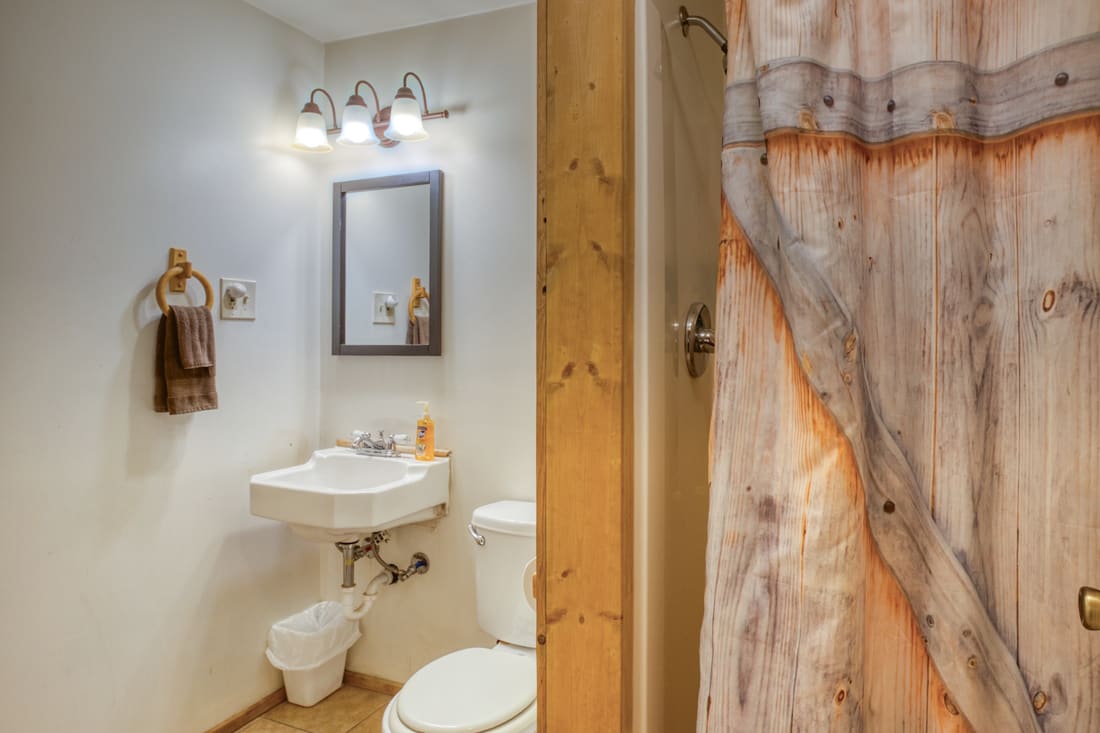 Spruce 1 cottage bathroom and guest basics